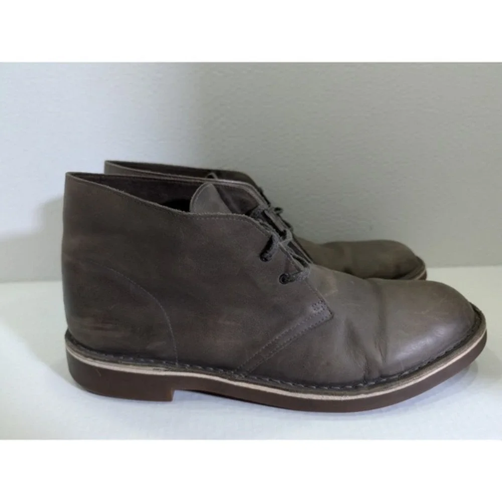 Clarks Desert Boots Men's Size 15 Gray Leather Chukka Ankle Boots‎ Lace-Up